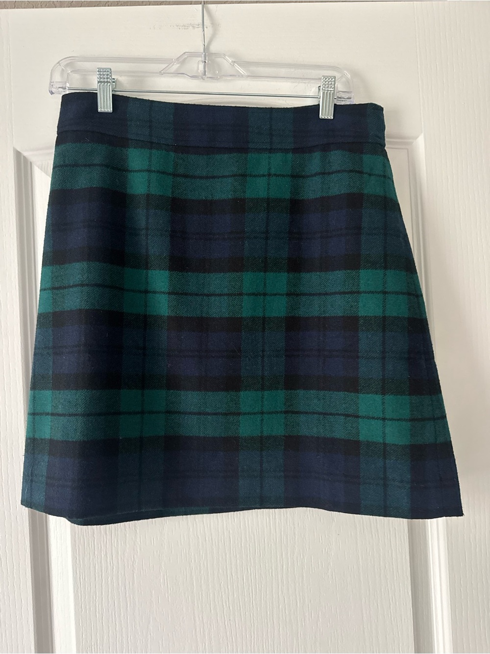 J Crew Holiday Plaid Skirt- Size 6